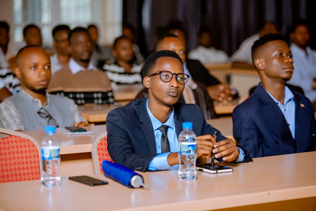 ULK Law Students Association tweet media