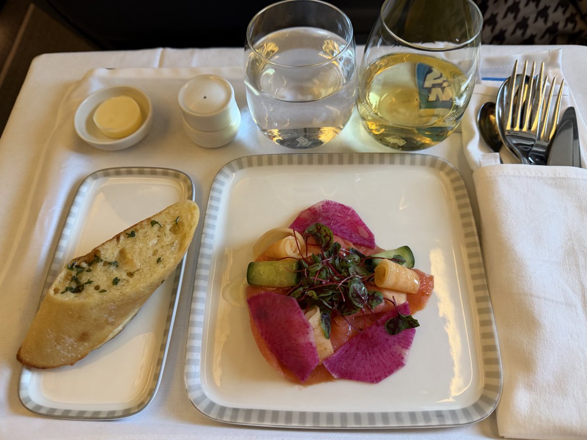 SilverFir🍌 tweet media