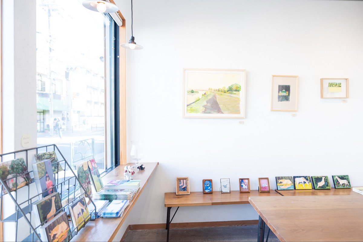 展示2日目です。在廊しております🪑
写真はギャラリーの方に素敵に撮って頂きました📸

─
会期 : 2025. 11. 21(金) - 11. 24(月)
12:00-19:00

場所 : GALLERY IRO (ギャラリー イロ) room1 吉祥寺駅より徒歩約9分