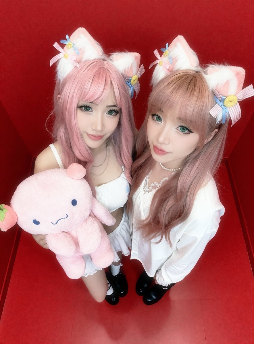 catmmly's tweet photo. Cath x Cat ❤️🎀 https://t.co/K8fC93TvYt