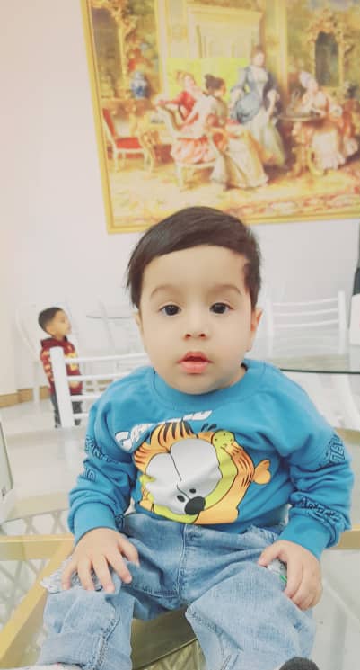 pouyan2025's tweet image. مثل پسرمه، میرم خونشون با موتورش
میاد رو پام میشینه وقتی می‌خوام برگردم
خونمون قادر به راه رفتن نیستم الان مریضه لطفا یه حمدوشفا براش بخونید.