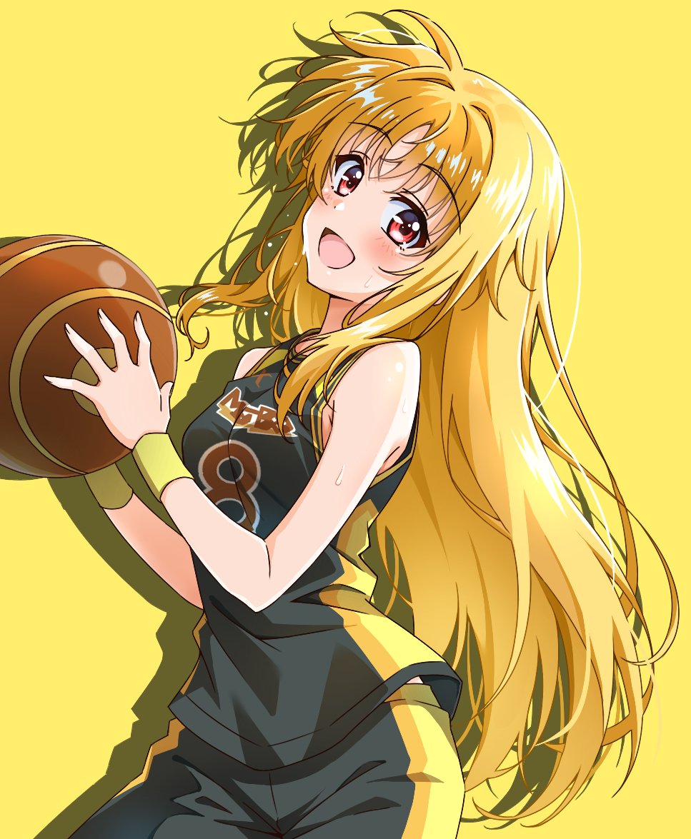 バルディッシュにホーネットジャベリンって形態あるし、May-Beeと蜂繋がり #なのは #nanoha