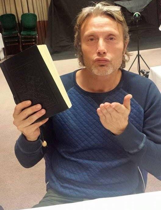 lecterb3lls's tweet image. idoso lindo 60 aninhos de idade mds como eu amo ele