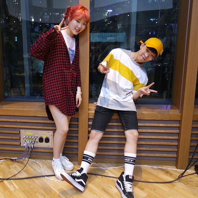 akmu love lee day! tweet media