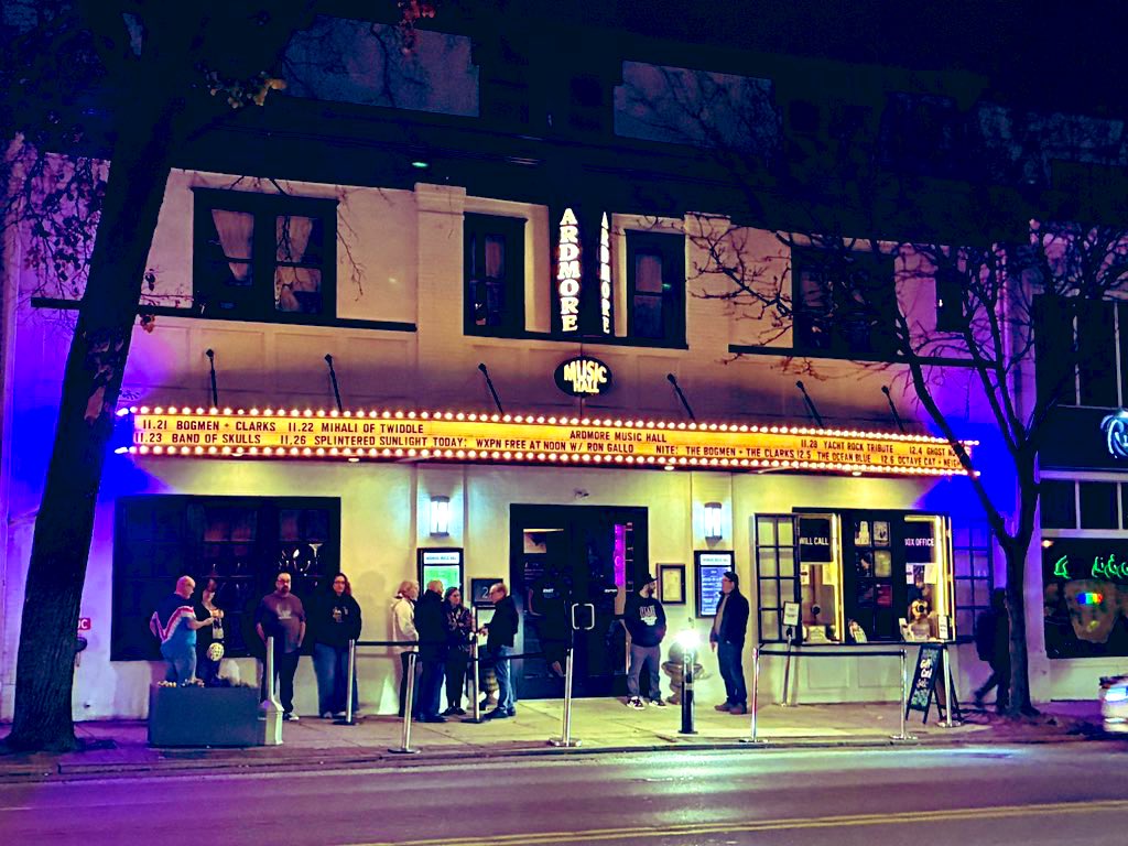 kevinfitz1's tweet image. Great seeing @theclarks in the Philly area at @ArdmoreMusicPA! #concert #livemusic #Philadelphia