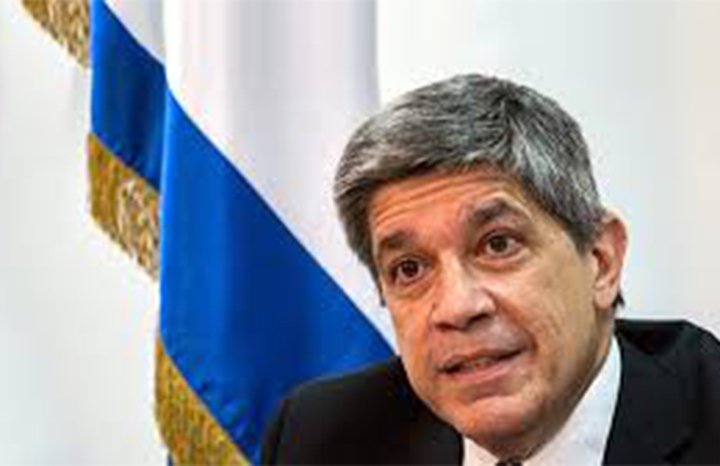 🗣️|| Denuncia viceministro del Minrex agresiones de EE.UU.

 <a href="/CarlosFdeCossio/">Carlos F. de Cossio</a> viceministro de Relaciones Exteriores, denunció que Cuba enfrentó durante décadas diversas formas de agresión por parte de EE.UU, incluidas amenazas militares y actos de terrorismo. 

#NoAlTerrorismo
