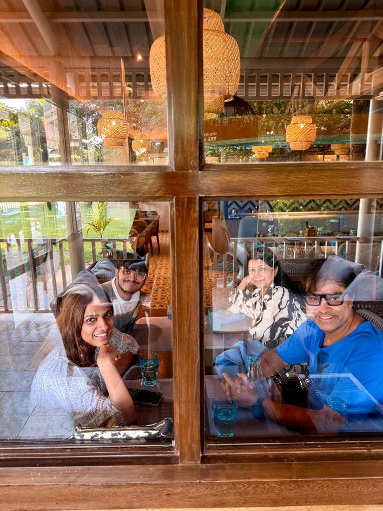 stringstruck's tweet image. A much needed Goa family vacation……