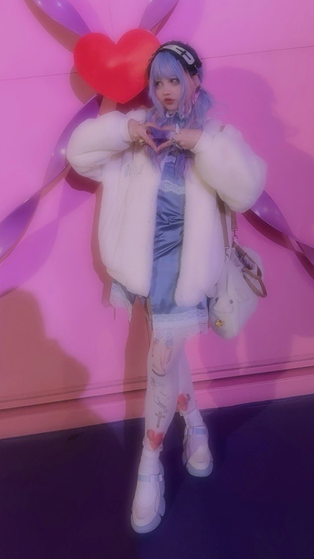 Sadollra0227's tweet image. 先日のラジオ番組 "Blackout with Gods of Decay" でお話しました、私Saraの旅行(USJ)写真はこちら！☠️🎃💜🧟‍♀️☦️

#ラジオ川越
#GodsofDecay