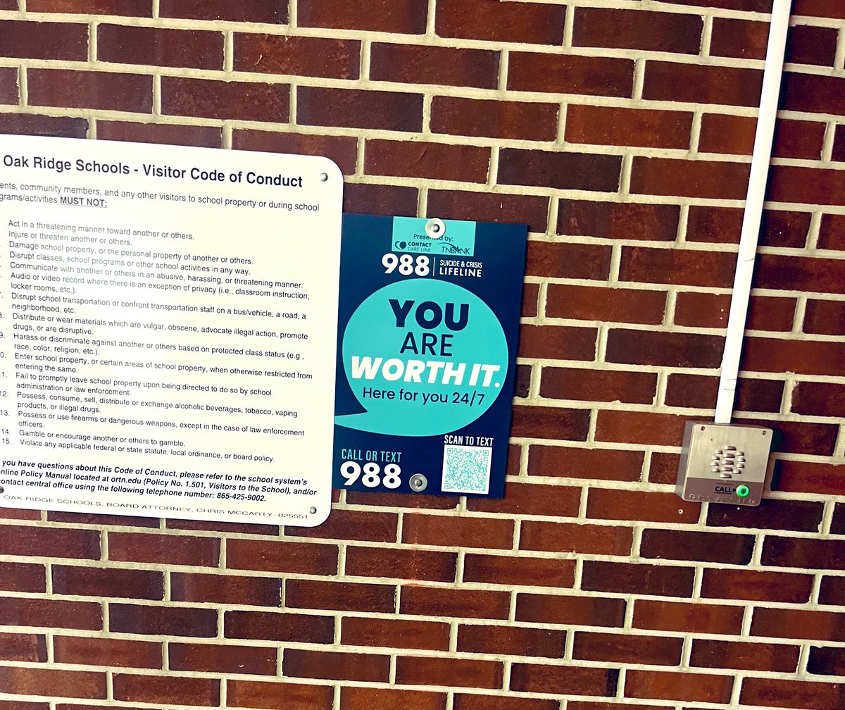 ORSchools's tweet image. If you need to talk, the 988 Lifeline is here! 
#SignsofHope 
@ORHS_Wildcats @JMS_Eagles @RMSortn 
@988Lifeline 
@cityofoakridge
