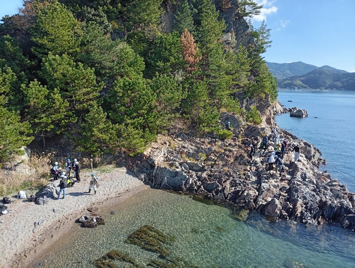 今日から1泊2日で中国四国巡検が始まりました!
瀬戸内海を挟んだ地質を堪能してきます🪨