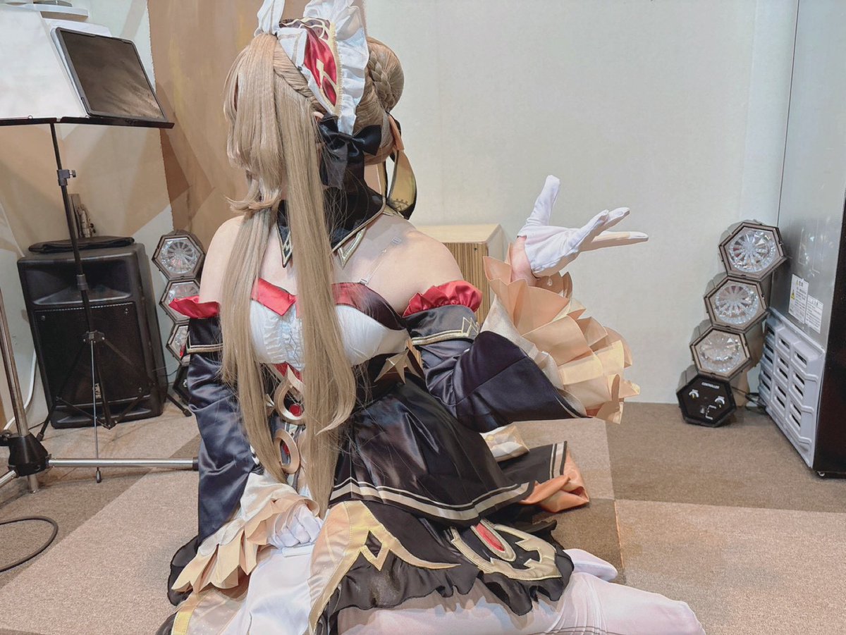 sandrone_doll's tweet image. 仕様書

concept
サンドローネが現代に転移

24h×/一般・多作歓迎/フォロバ同作のみ
カフェせかいじゅ所属@cafe_sekaijyu
R18×/関係×/部屋凸×(問い合わせはカフェまで)
写真有/独自解釈有/カフェ告知有

ワタシみたいなアカウントが苦手ならブロックなりミュートなりしなさい。

#サンドローネ