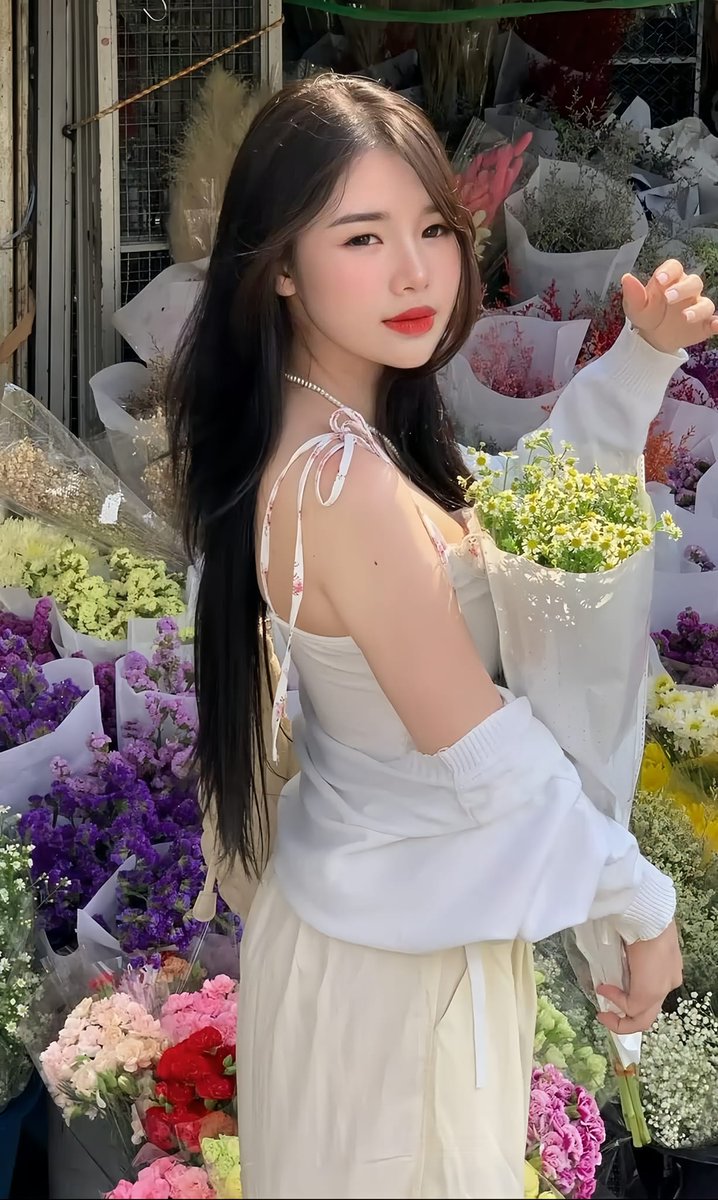 الأمل هو النور الذي يلهم الفرح بين الذكريات. Arnoldo Batterson