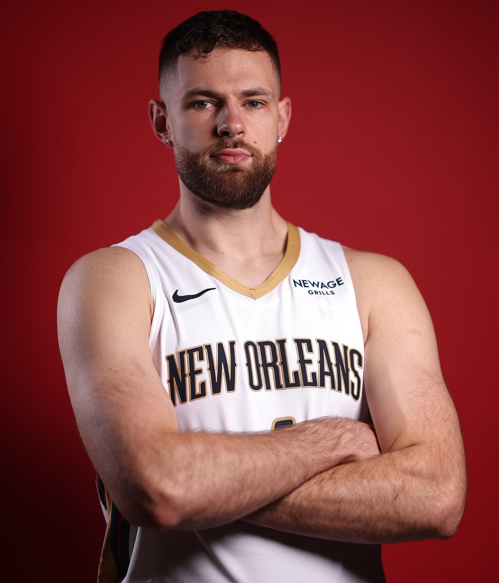 Join us in wishing Hunter Dickinson of the @PelicansNBA a HAPPY 25th BIRTHDAY!