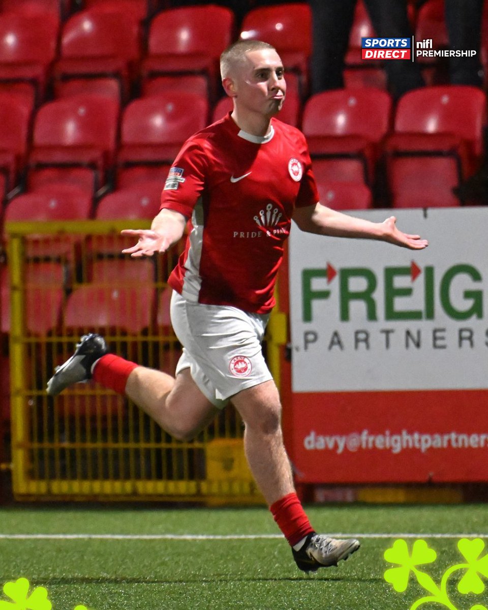 OfficialNIFL's tweet photo. 🤷

Conor McKendry x @larnefc 

#SportsDirectPrem https://t.co/k1FFsHoQ0w
