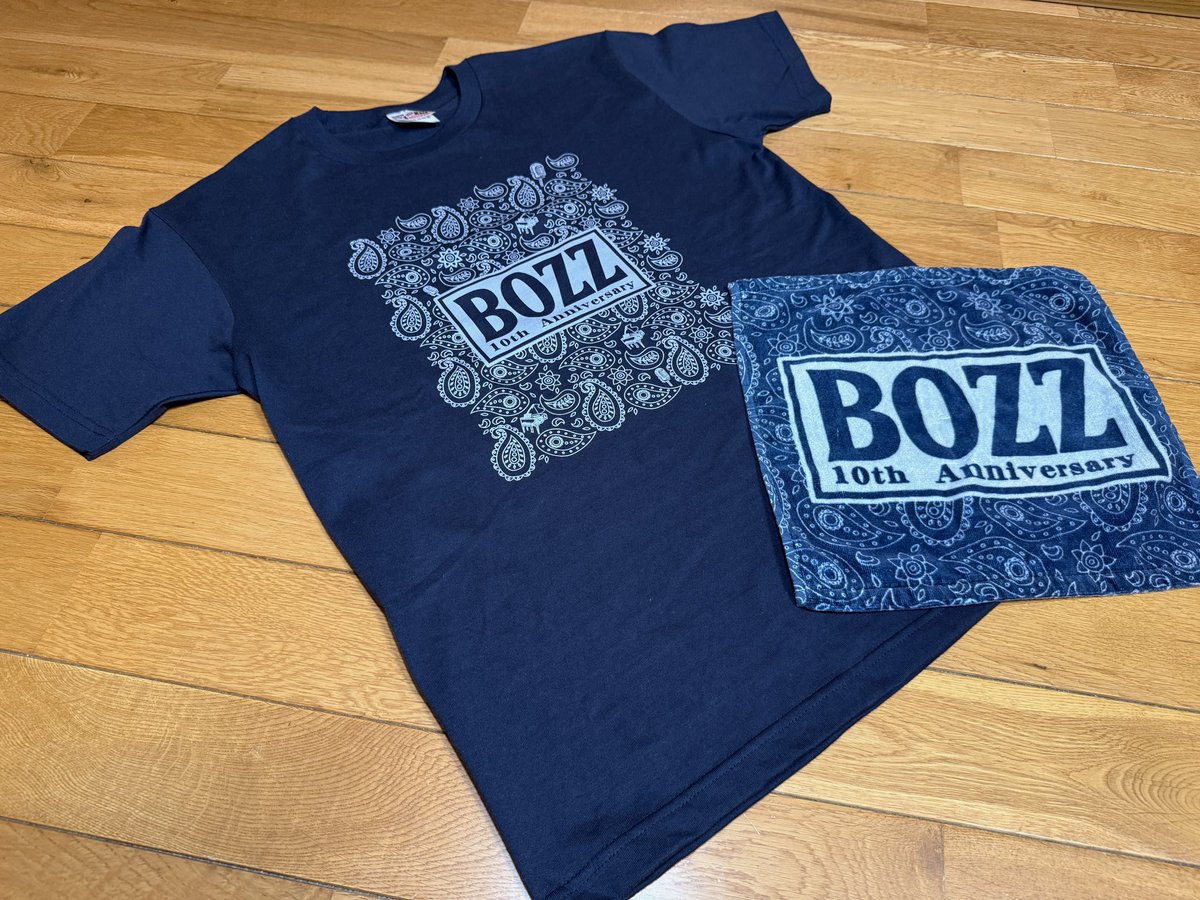 nrvoice's tweet photo. BOZZ10周年記念グッズ！

11/23(日)のBOZZ LIVEで記念グッズを販売します！
前回のグッズ販売で好評だったTシャツとタオル👍

超数量限定のためBOZZグッズの中でもレア度高めです😎✌️

ぜひゲットしてね♪ https://t.co/V6wdXTZsEE