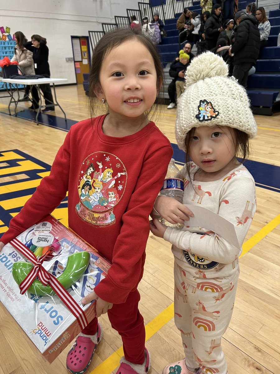 Daniella Groh tweet media