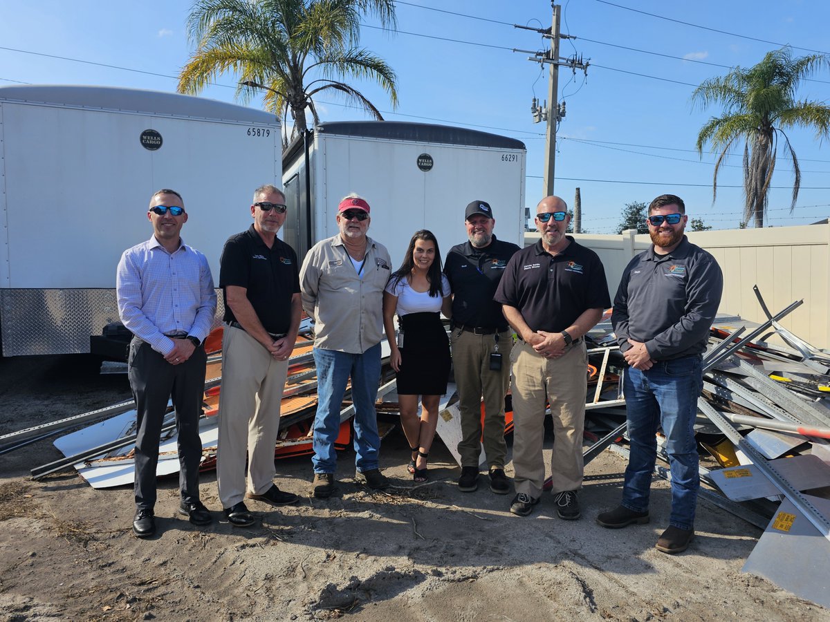 ManateeGov's tweet image. The Stormwater Team took on a big challenge this October: clearing out old construction signs, fixing damaged or downed signs, and removing vacant posts across the county.

In just one month, they repaired or removed 89 signs — all while keeping up with their regular daily…