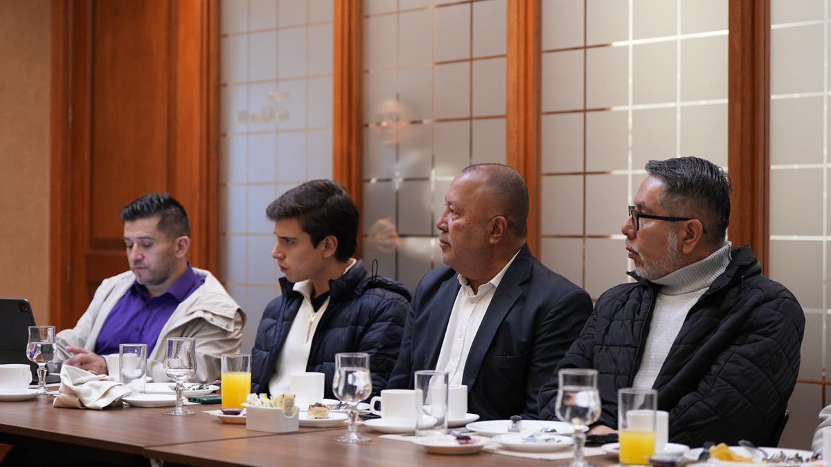 ¡Estamos construyendo región! 

Hoy, participamos en la jornada ‘Avances y desafíos en la transición hacia la Región Administrativa y de Planificación del Caribe’, un espacio para impulsar la articulación entre territorios. 🫱🏼‍🫲🏼

Nuestro gerente (e), <a href="/edwinggarciam/">Edwin G Garcia M</a>, acompañó