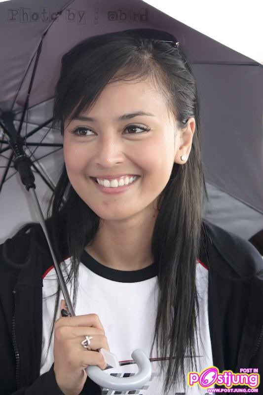 personalstuffs's tweet image. ย้อนดูภาพสมัย นานา ไรบีนา ก่อนเข้าแก๊งนางฟ้า สมัยเป็นเนตไอดอล นักแข่งรถ พิธีกรรายการทีวี ดีเจ