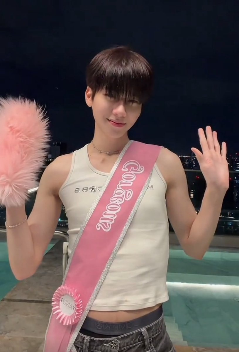 jimluvsohm's tweet image. Baby doll deserves pretty things 🎀✨🩷

⋆·˚ ༘ * #ohmkrit @ohmkrit 𓇢𓆸