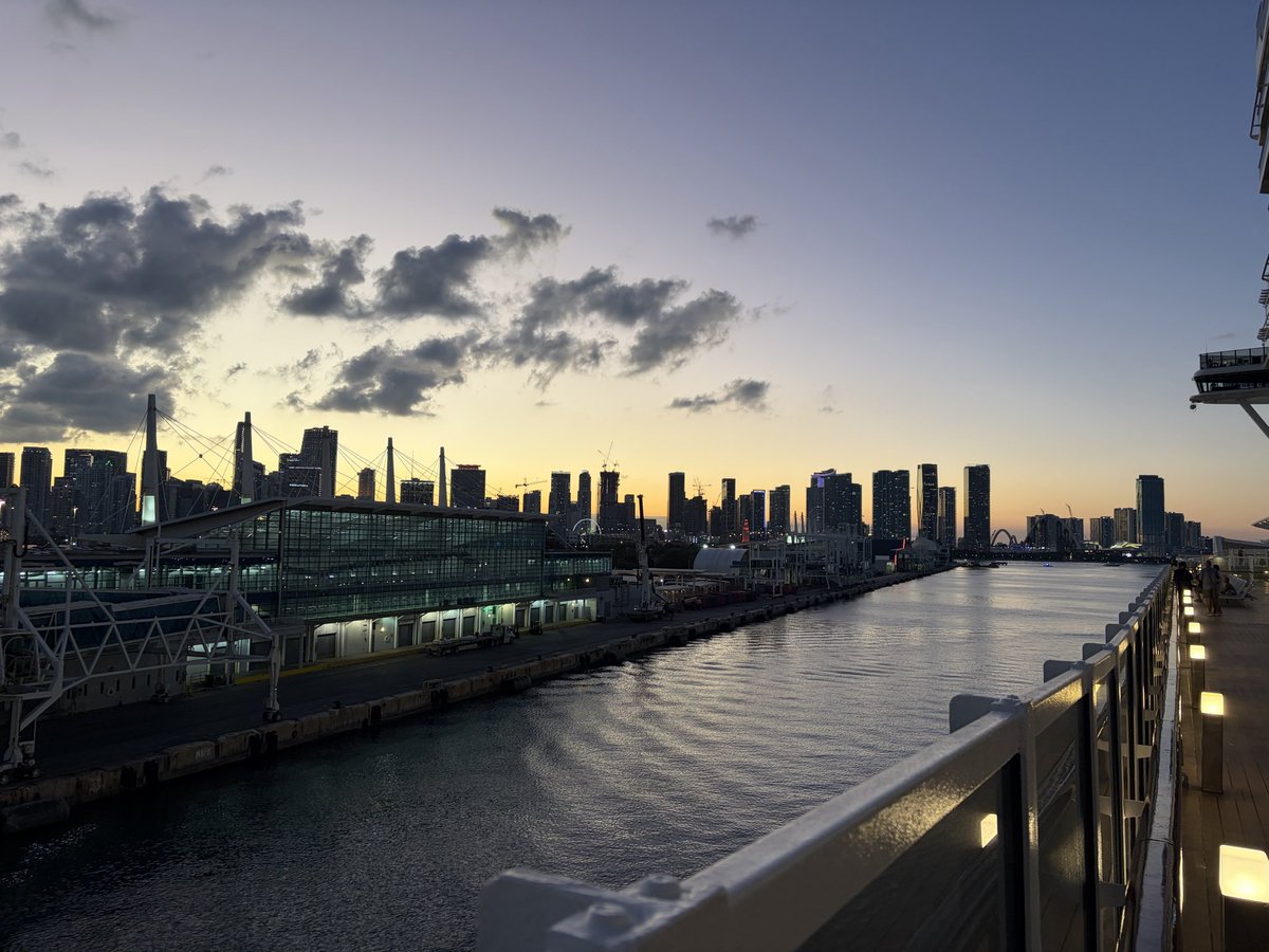 Goodbye Miami! (onboard <a href="/MSCCruisesUSA/">MSC Cruises (USA)</a> seaside)