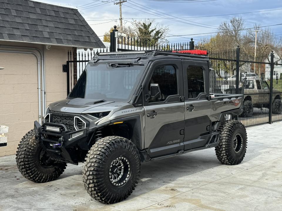 ThumperFab's tweet image. BIG SHOUT-OUT to RJ Lawless for showing off that Ranger 1500 XD equipped with our Thumper Fab Roof Rack! 🔥
Built for strength, style, and serious adventure.
💥 Ready to take your ride to the next level?

#ThumperFab #Ranger1500XD #RoofRack