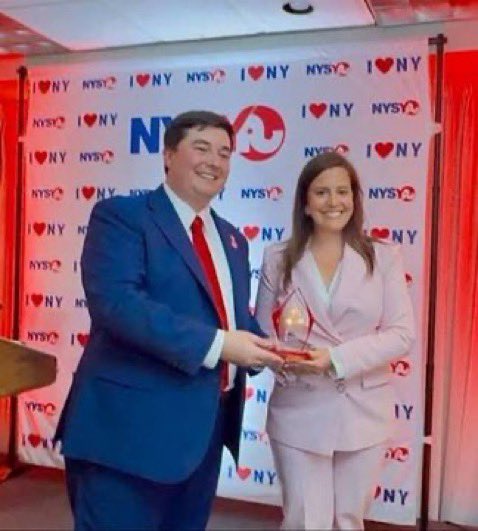 Sophie 🇵🇷🇩🇴 tweet media