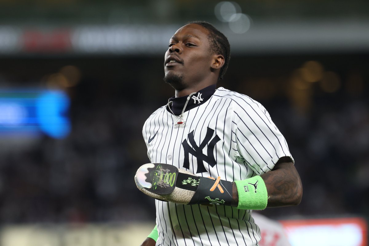 Fireside Yankees tweet media