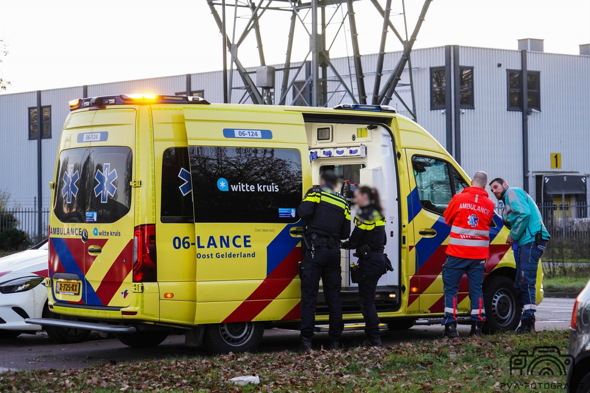 Flinke schade na ongeval met twee auto's