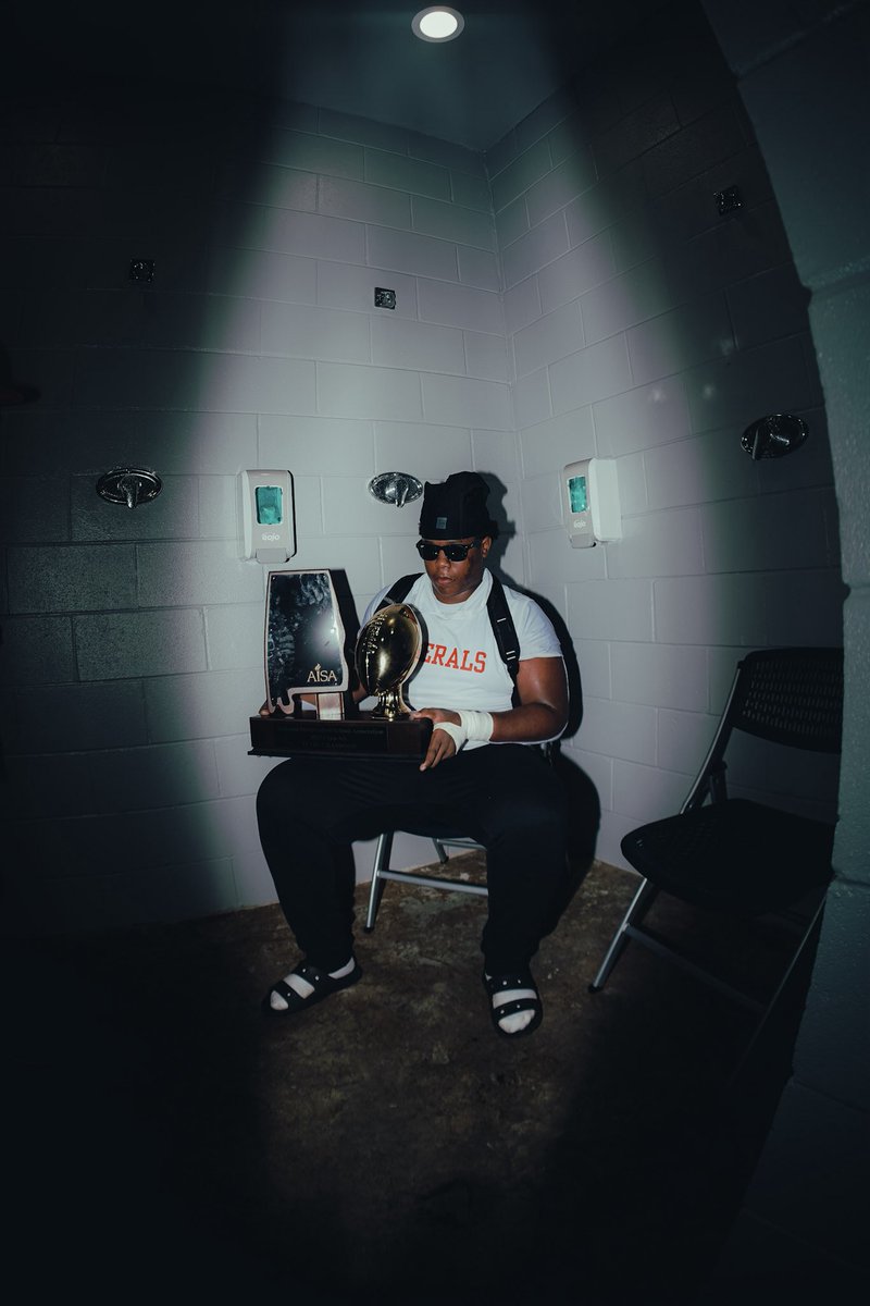 Radarion Glover tweet media