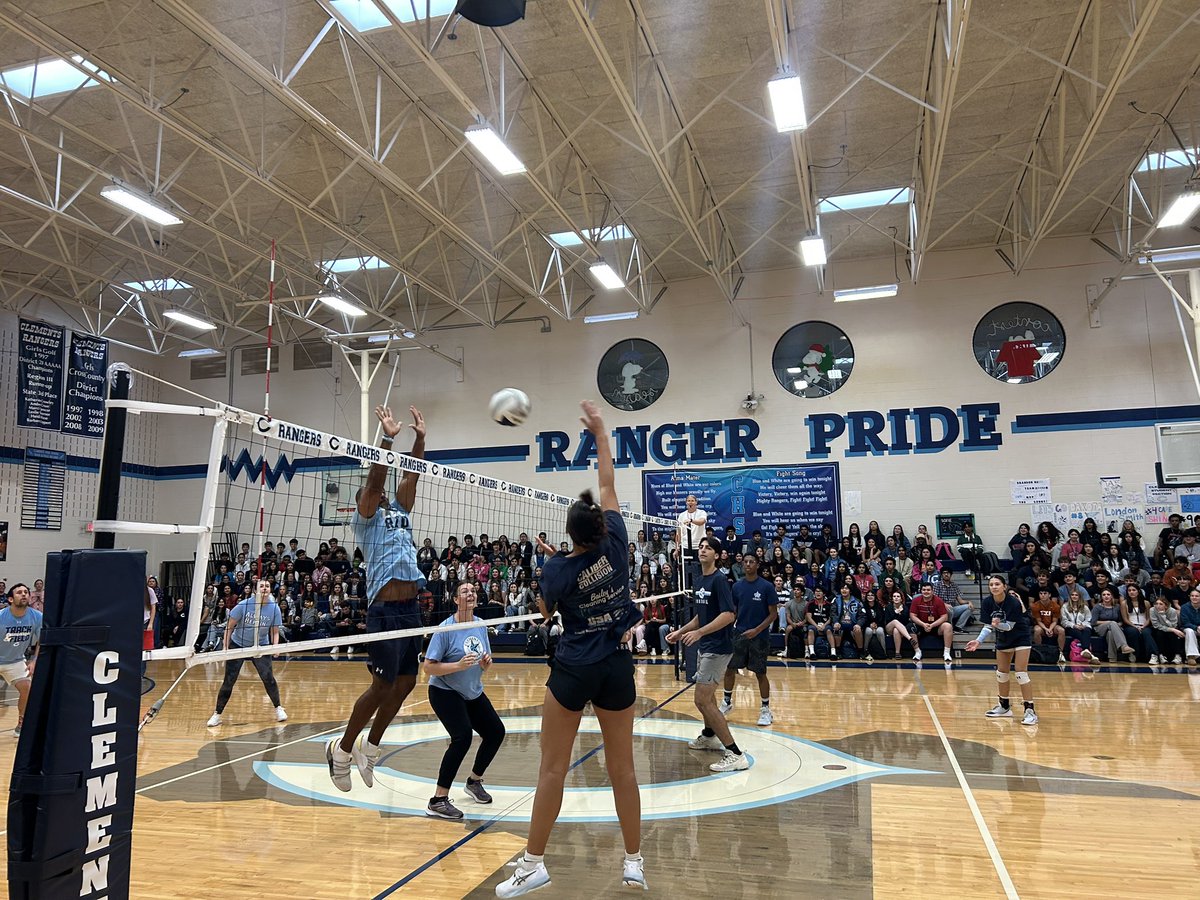 Tara Baker tweet media