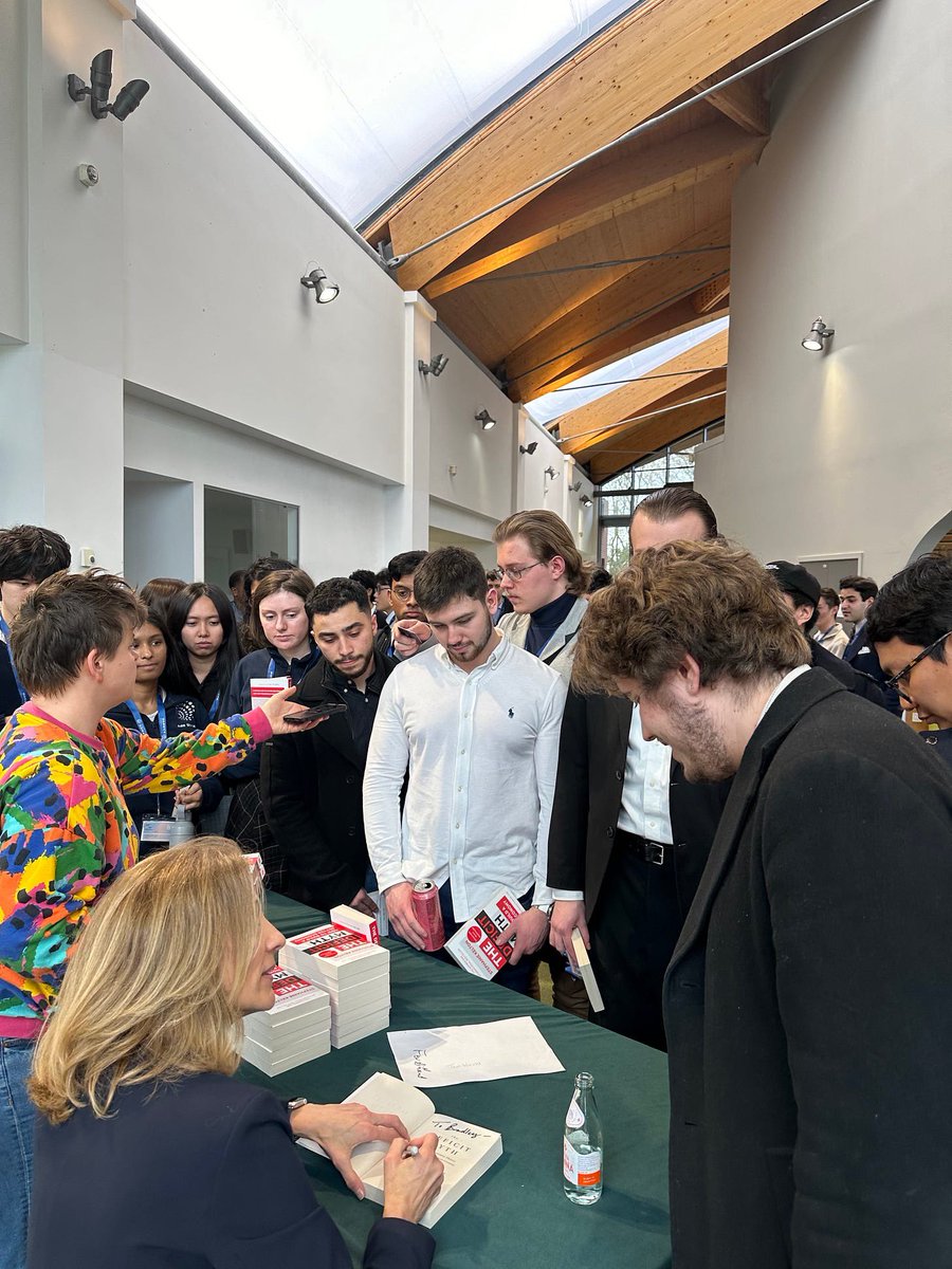 malcolm_reavell's tweet image. The most important economics book in the last 10 years and you don’t understand it. I’m really glad you’re in the minority there. Here’s the economics department at Warwick Uni queueing up to buy The Deficit Myth when the author visited. This is how most people greet it.