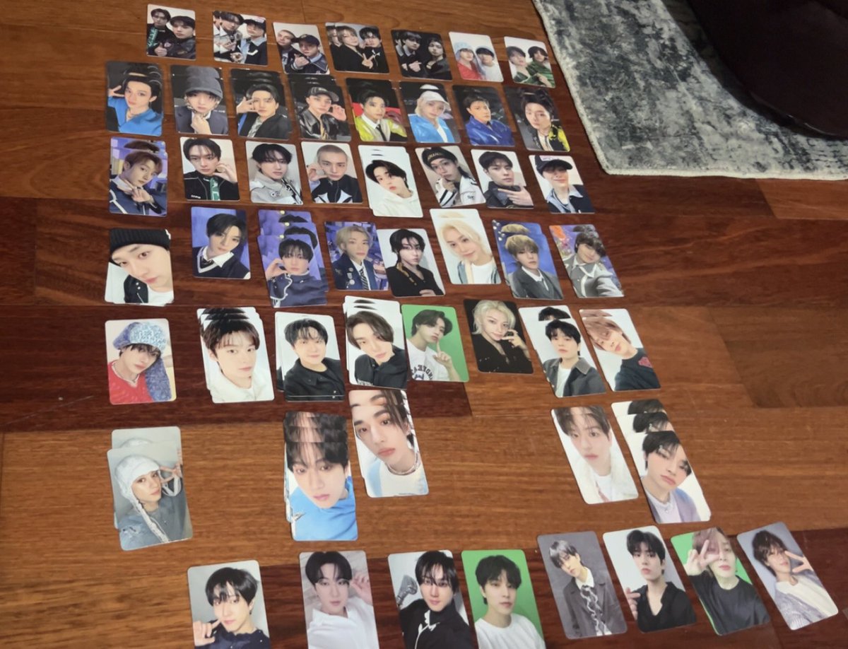 nexskzgf's tweet image. I have a TON A TONNNN of extra Stray Kids POBS and regular pcs. If you are interested please dm. Willing to sell/trade WW 🖤

#wts #wtt #pcs #StrayKids