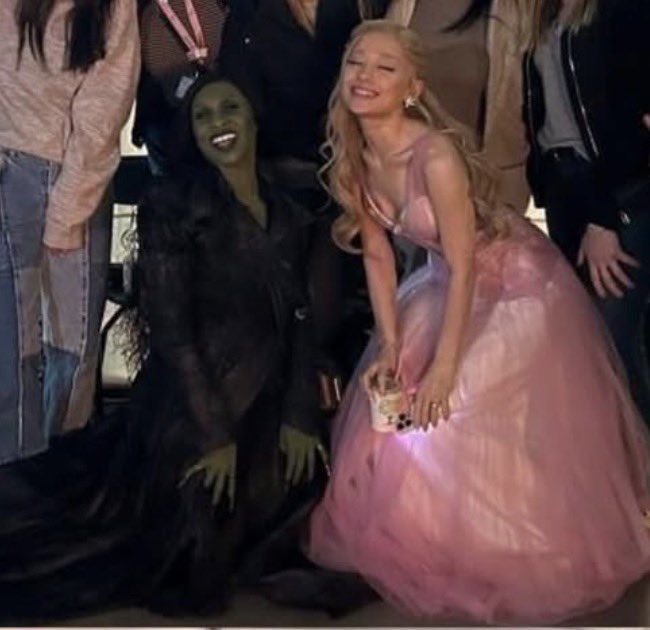 🚨US iTunes Chart🚨

12. For Good (NEW)
33. No Good Deed (NEW)
51. As Long As You’re Mine (NEW)
102. Defying Gravity (RE)
136. The Girl in the Bubble (NEW)
140. Thank Goodness (NEW)
166. No Place Like Home (NEW)
192. Popular (RE)