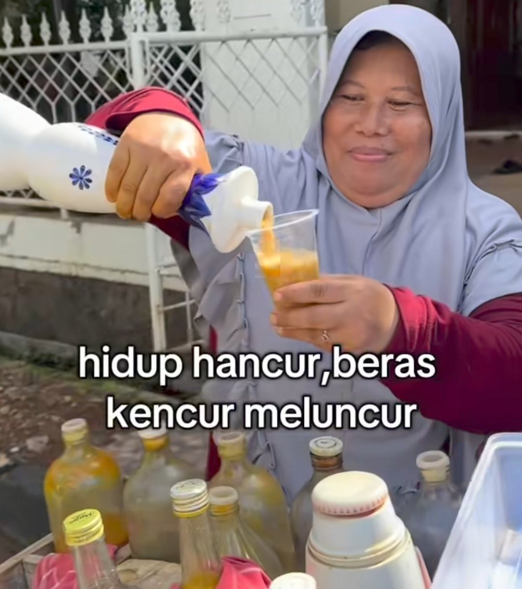 pocomnkg (@mhdarieff_) on Twitter photo 