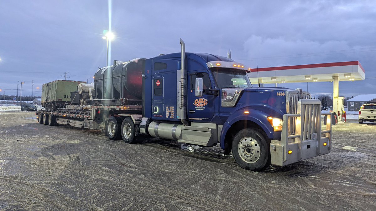 TruckinEh's tweet image. 12-Hour day is in the books. 

They weren&apos;t giving away samples at the gold mine, so I guess I have to keep working my way West again.