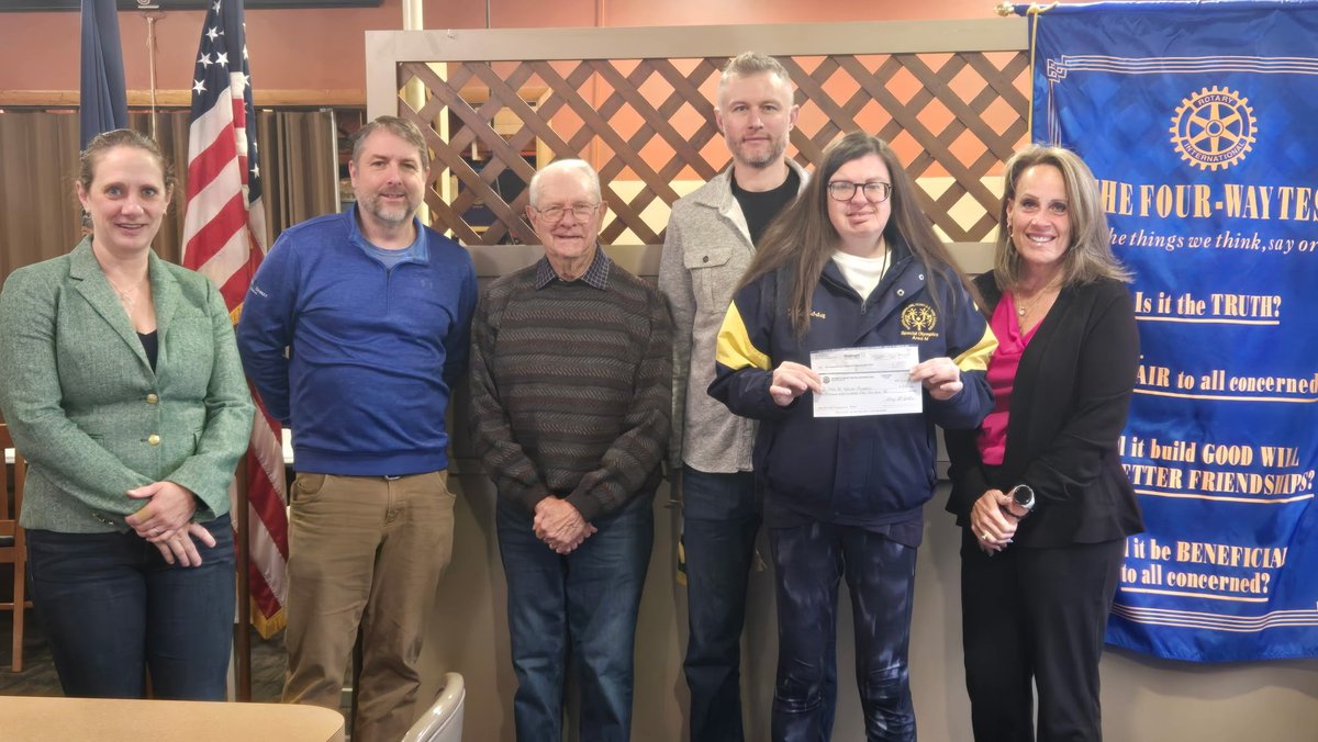 RepDelozier's tweet image. Yellow Breeches Rotary Club presented to Area M Special Olympics over $6,000 to help with athlete activities &amp;amp; the upcoming holiday celebration. The dollars were raised by our mini golf event - we thank those who supported our event and our sponsors like @Walmart! @Rotary