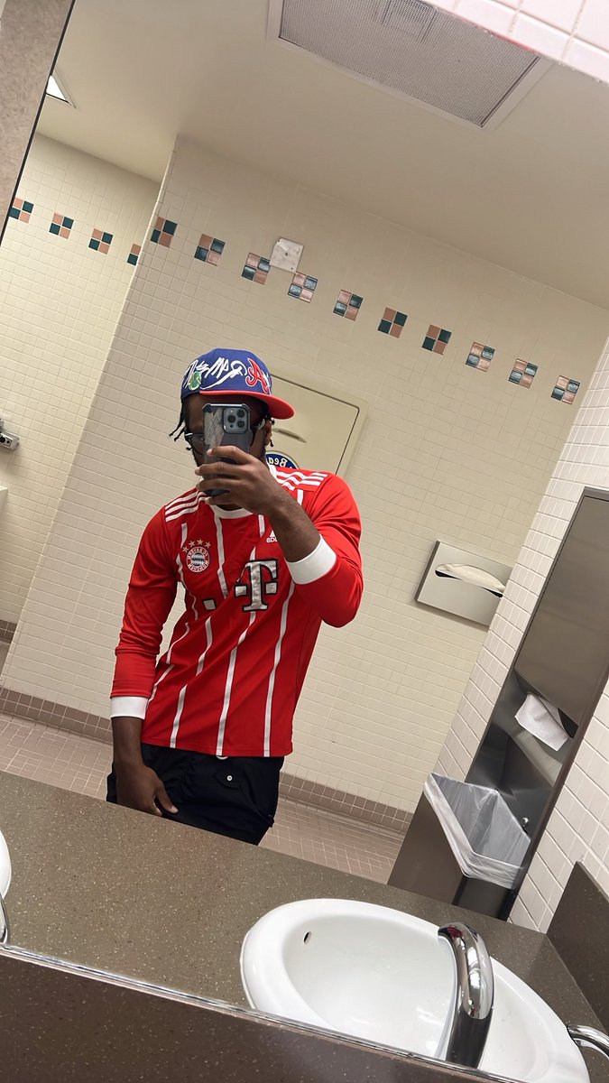 RestUpNick's tweet image. 🪞