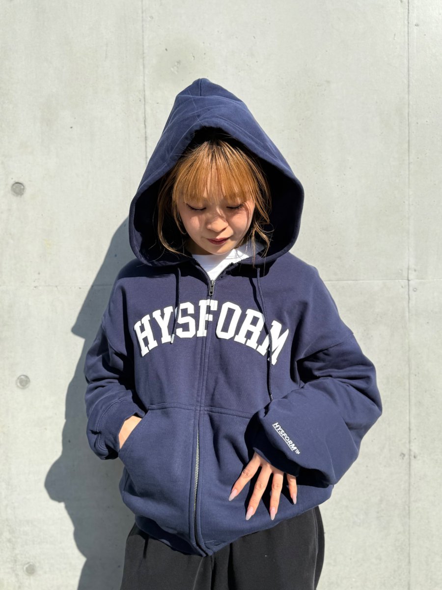 vertical_garage's tweet image. 【HYSFORM】本日発売❤️‍🔥
2025 FALL / WINTER COLLECTION

■ITEM LINE-UP
ARC FULL ZIP HOODIE
PRICE：¥19,800 tax-in
COLOR：H.Grey / Navy
SIZE：S / M / L / XL

着用サイズM
スタッフ身長161cm

x.gd/uTvaj

@ballistik_fext
@hysformofficial 
#BALLISTIKBOYZ
#HYSFORM