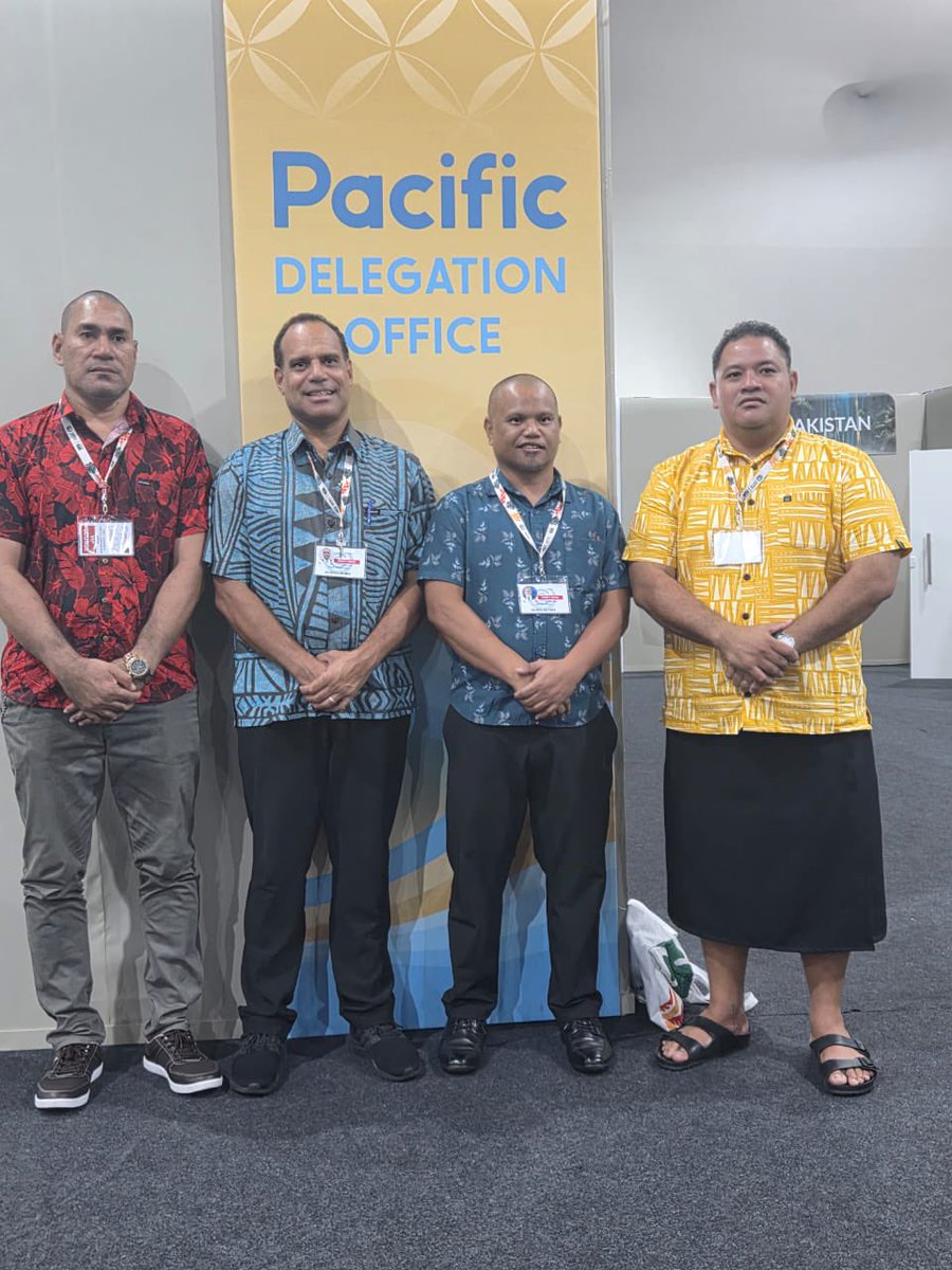 ForumSEC's tweet photo. #LastMenStanding
While #COP30 winds down and participants begin to leave, our #Pacific Ministers are still busy, burning the midnight oil for our #OneBluePacific
🇸🇧🇻🇺🇵🇼🇹🇻 https://t.co/pQMSEMU6kY