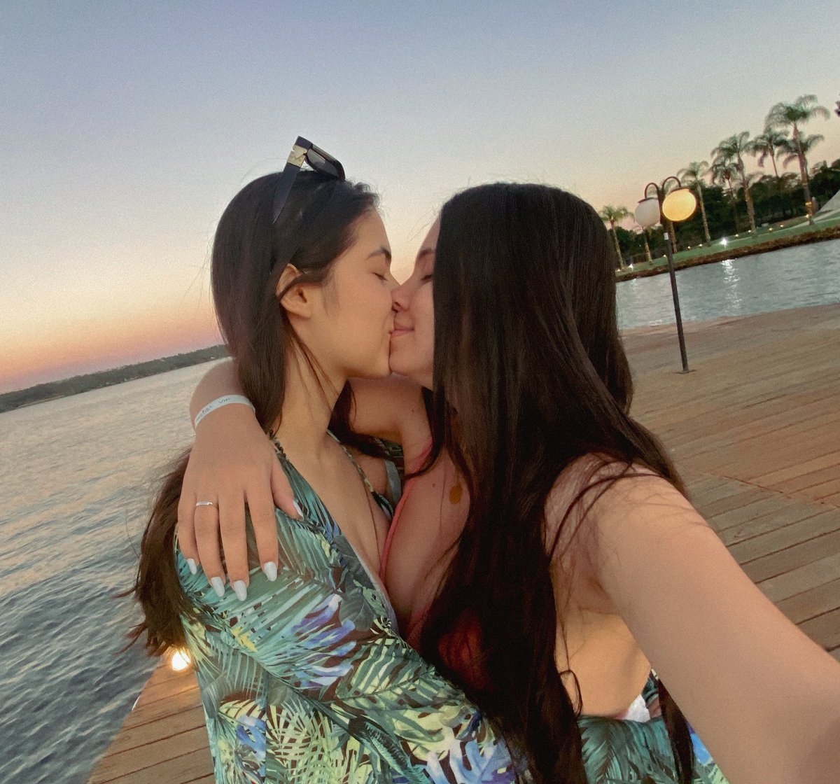 enterflyy's tweet image. fico boba viu