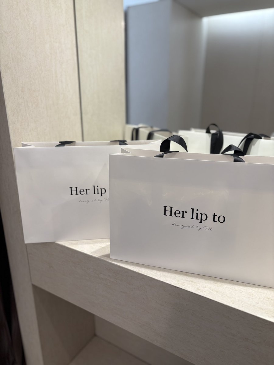 ⁡ ⁡𝓡 tweet media