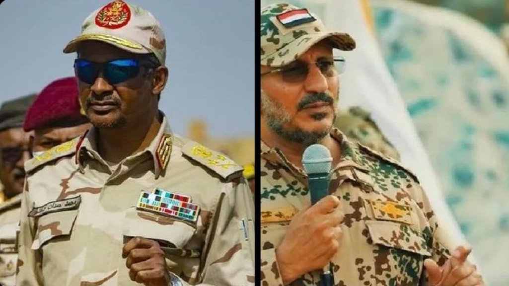 #طارق_عفاش يتمادى و يستعرض قوته على المواطنين في #الوازعية بتعز 
 ابناء #الوازعية سيمرغوا انف ذلك التافه وذلك بوحدة صفوفهم ووعيهم باهدافه في التوسع والهيمنة .. 

نعم مشروع #طارق_صالح و #حمدتي و #الامارات ومن خلفهم #اسرائيل يرون أن أصحاب الأرض عائق ..