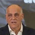 mediosquebusve1's tweet photo. Repudiables declaraciones del dictador
@Tebasjavier presidente de la @LaLiga en contra pueblo futbolero queriendo atentar en contra libertad expresion internet #Magictv #Futbolibre y #PelotaLibre :
"Se van a llevar sorpresa,como fl y pl,no queda mucho"
https://t.co/08isDLA2GP https://t.co/0ZcHAJegD0
