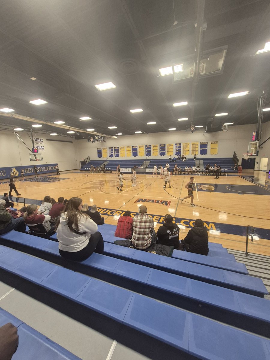 At <a href="/MUCrusadersMBB/">Madonna Men’s Basketball</a> vs <a href="/AlmaScotsMBB/">Alma College Men's Basketball</a> reserve game. <a href="/CoachBurse_/">Darien Burse</a> <a href="/NoelEmenhiser/">Noel Emenhiser</a> <a href="/CoachKerfoot/">Adam Kerfoot</a> <a href="/HankampScott/">Scott Hankamp</a> <a href="/gabesweat2/">Gabe Sweat</a> <a href="/jgilbertsport/">Jonathon Gilbert</a>