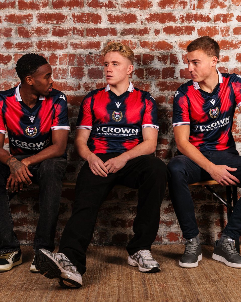 footballshirt's tweet image. Dundee FC have revealed their new Macron Third kit for the 2025/26 season, strengthening the club’s ongoing partnership with SSAFA, the Armed Forces charity. 

Read more: footballshirtculture.com/new-kits/dunde…

#DundeeFC | Soccer Jersey | Football Shirt Culture | Camiseta de Futbol
