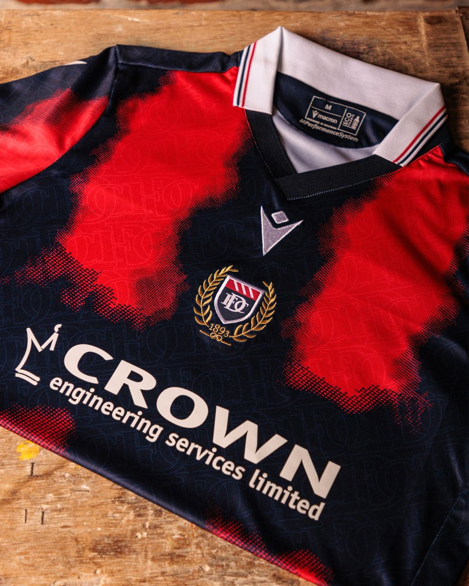 footballshirt's tweet image. Dundee FC have revealed their new Macron Third kit for the 2025/26 season, strengthening the club’s ongoing partnership with SSAFA, the Armed Forces charity. 

Read more: footballshirtculture.com/new-kits/dunde…

#DundeeFC | Soccer Jersey | Football Shirt Culture | Camiseta de Futbol