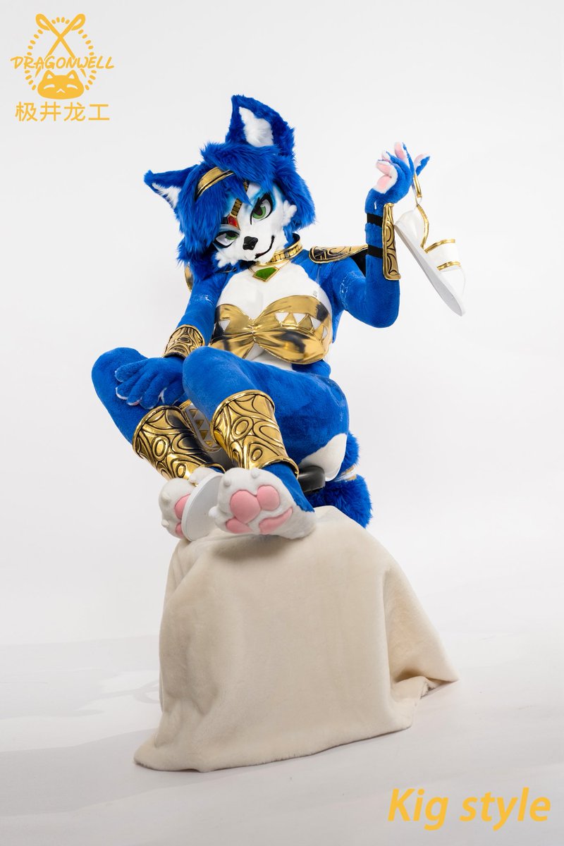 Is this the reward for the tribal warriors' triumphant return?

owner:<a href="/PhoebeFurry/">✨ Phoebe 🐭✨</a> 

#furry #fursuit #dragonWell