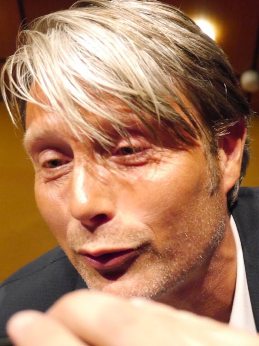 #Happy60thbirthdayMads 

マッッッツさんお誕生日おめでとう🎉🎂🎉
60歳になってもスーパーウルトラキュートのままですね😭😭😭どうか幸せに長生きしてください,,,永久に推しますBIGLOVE⸜❤︎⸝‍！！！
またマッツ祭行きます‼️