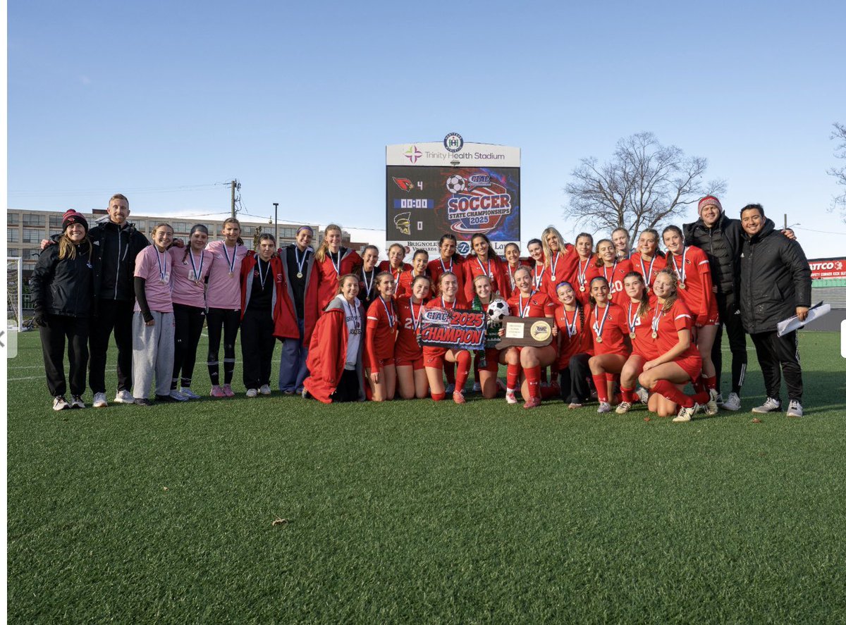 sienaettinger8's tweet photo. 2025 CT State Champs!! First time in history. Unforgettable first year with the best team❤️🤍 #champs #hssoccer 
@ImYouthSoccer @PrepSoccer @TheSoccerWire @TopDrawerSoccer @ImCollegeSoccer https://t.co/wtkcECeR8q